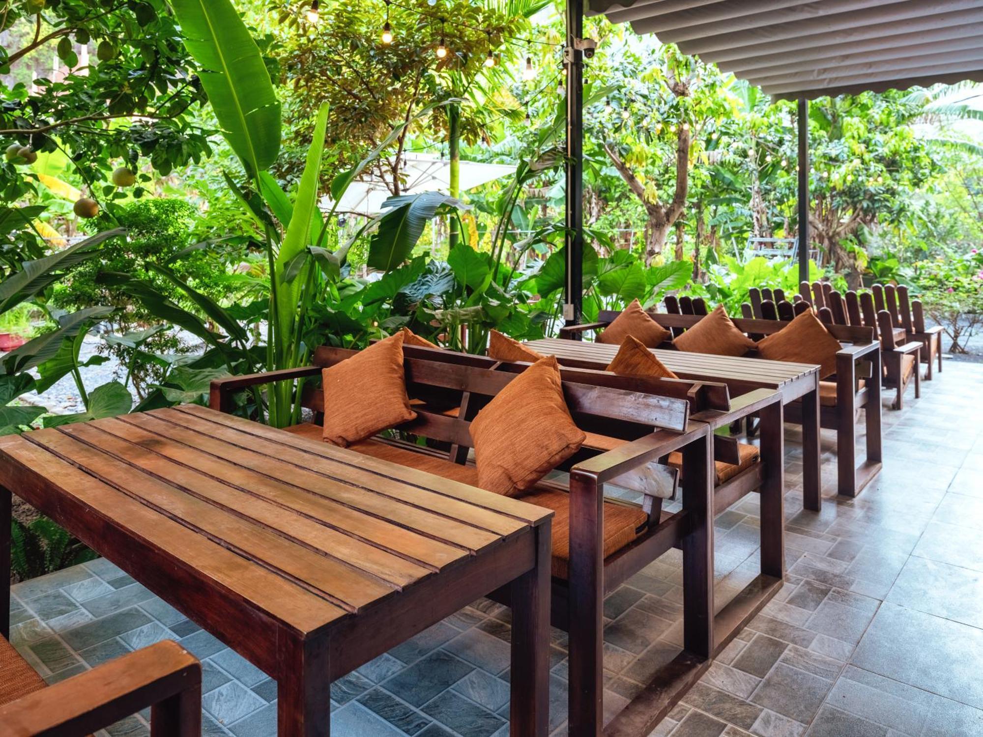 Cozy Beer Garden Homestay Ninh Bình Exteriör bild